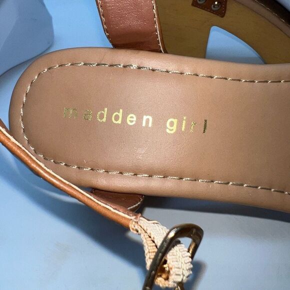 Madden Girl Chunky Braided Platform Buckle Sandals - Picture 8 of 10